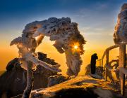 ��ɫ����